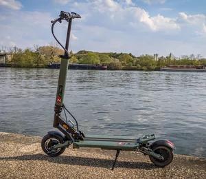Test Z8 Pro : un mélange réussi de conduite souple, de confort et de design original